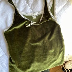 Solstice Intimates Green Velvet Tank Top M